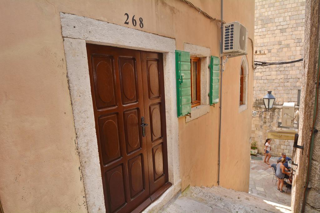 Studios Belvi Kotor Eksteriør bilde